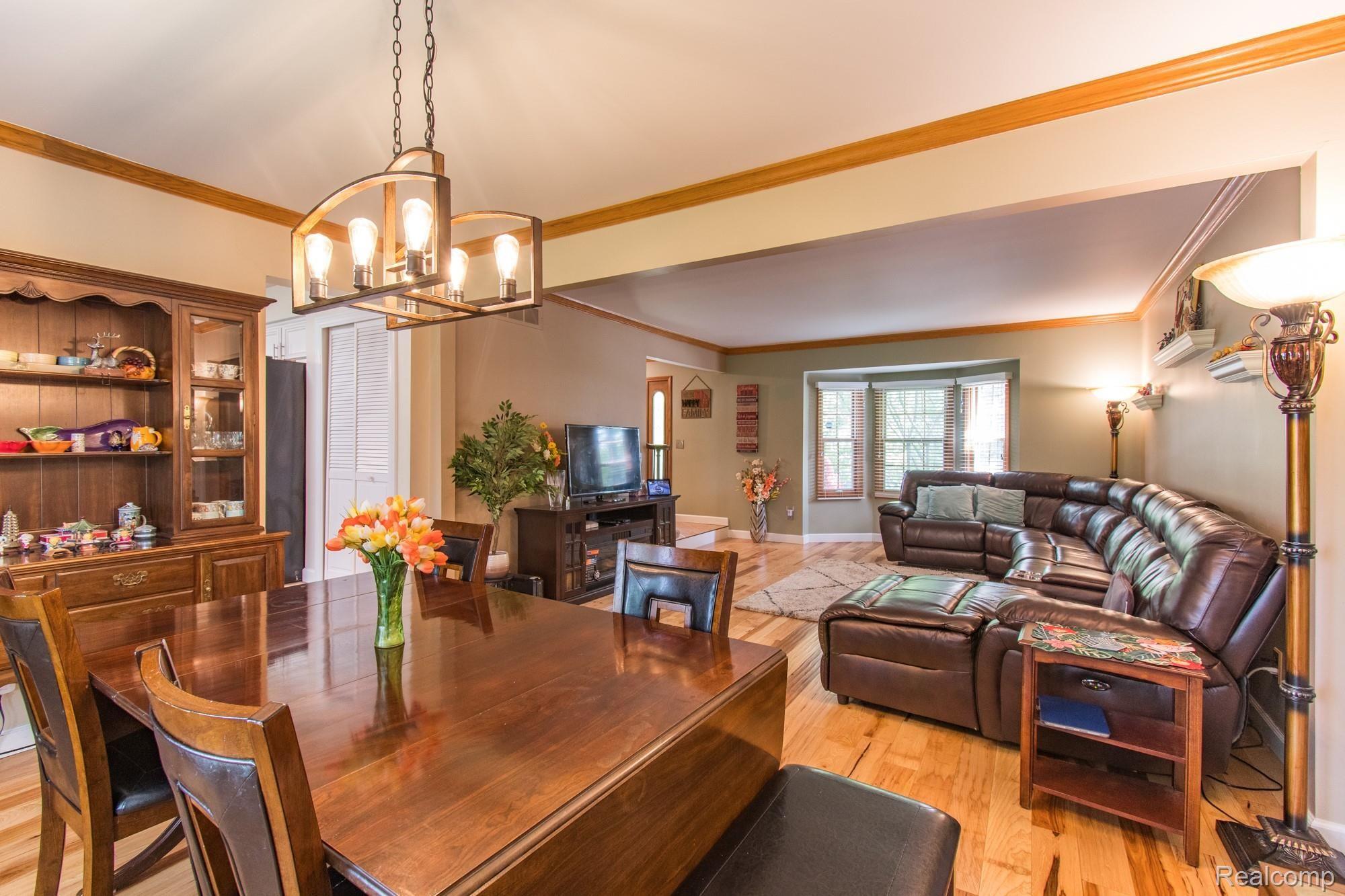 2604 Winter Park Road Rochester, MI 48309 - Photo 16 of 48 Winter Park-107.jpg