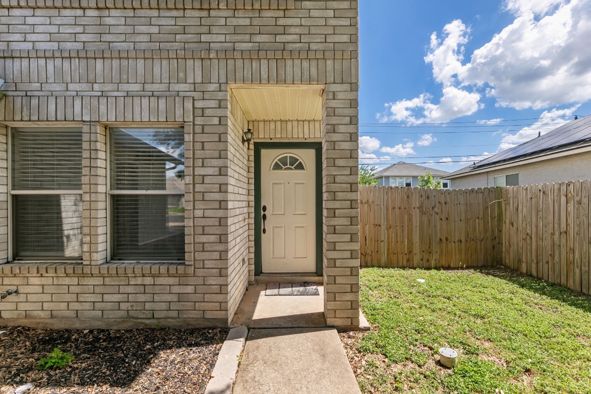 1308 Water Spaniel Way Round Rock, TX 78664 - Photo 2 of 25 a view of entrance