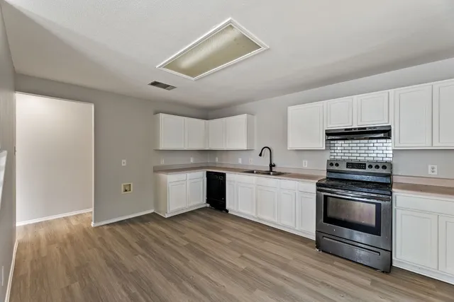 $1,795 | 1308 Water Spaniel Way, Round Rock, TX 78664