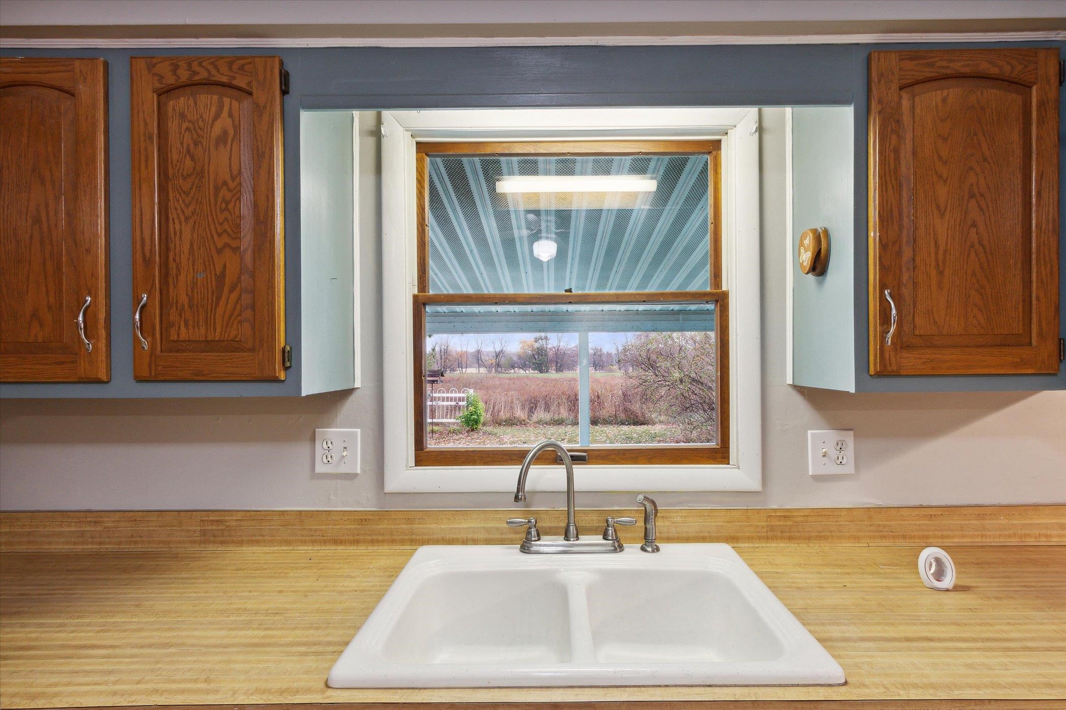 3402 North Crystal Road Vestaburg, MI 48891 - Photo 14 of 51