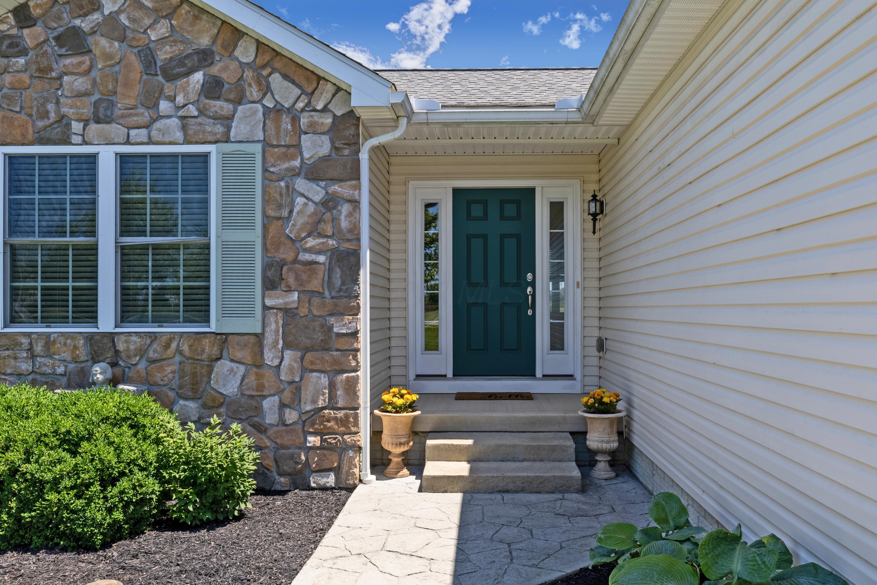 3582 Panhandle Road Delaware, OH 43015 - Photo 4 of 65 4. Front View