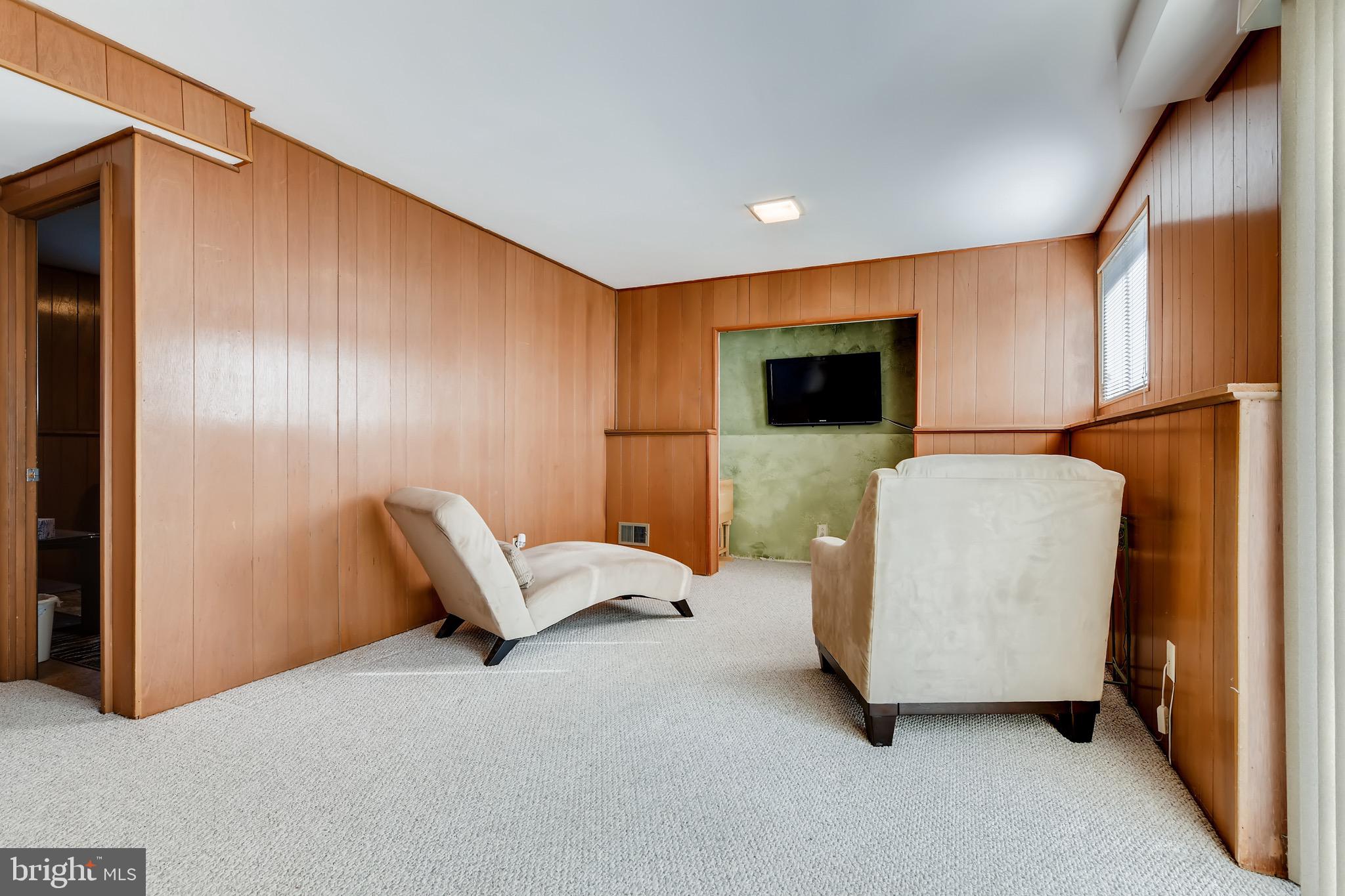 8644 Lucerne Road Randallstown, MD 21133 - Photo 18 of 32 Family Room | Great for Entertaining