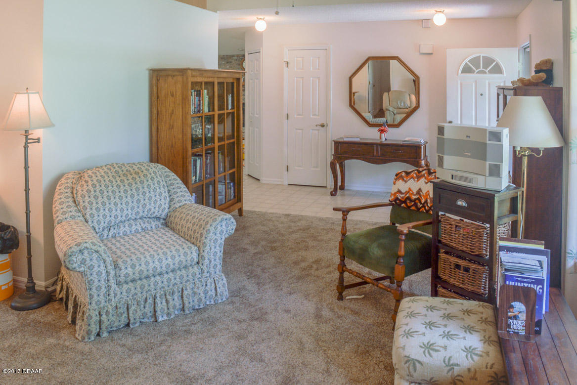 22 Bryan Cave Road South Daytona, FL 32119 - Photo 4 of 23 22_bryan_cave_03