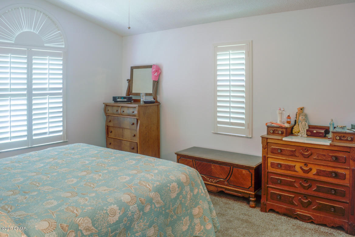 22 Bryan Cave Road South Daytona, FL 32119 - Photo 6 of 23 22_bryan_cave_05