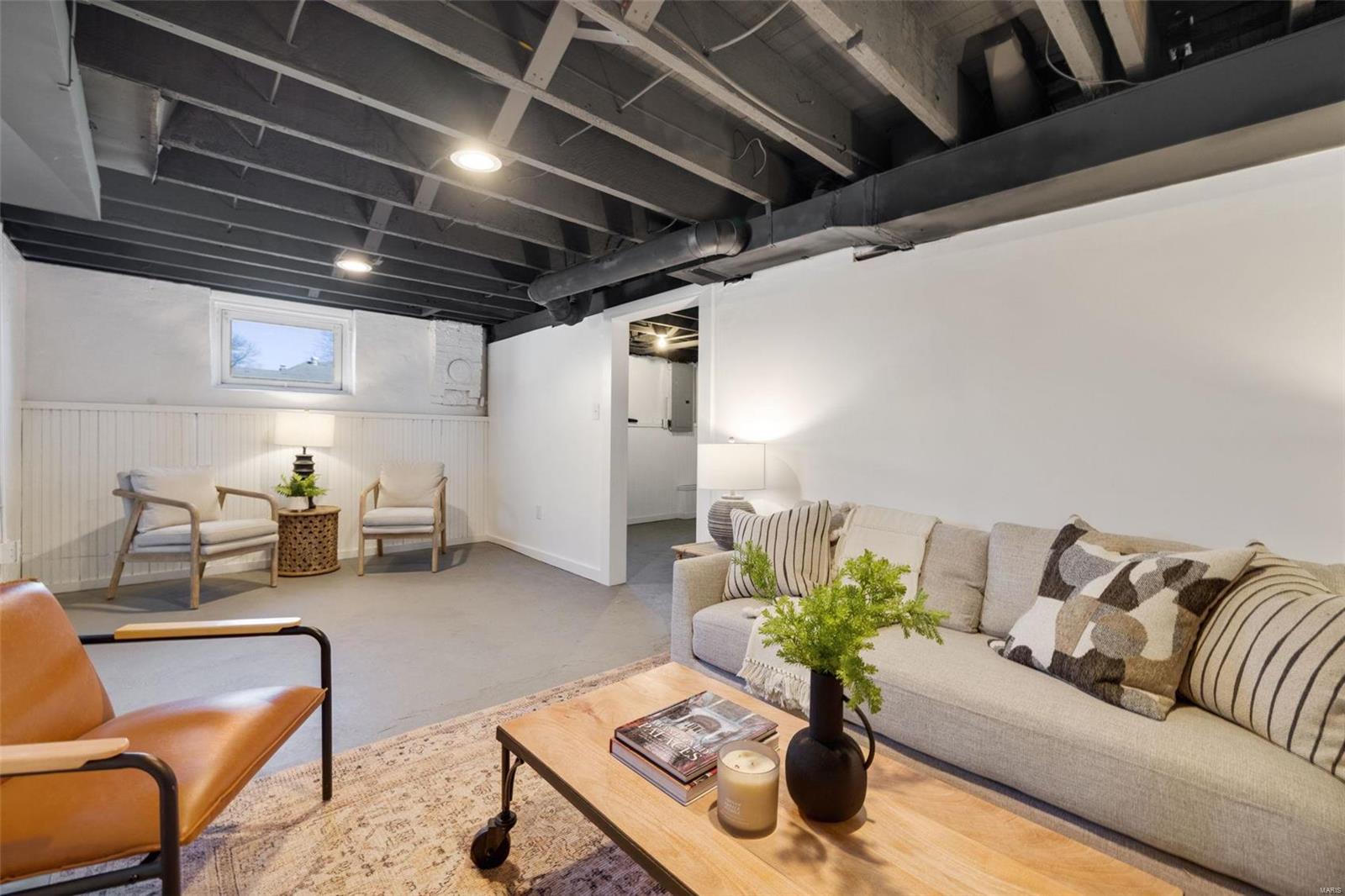 5215 Heege Road St. Louis, MO 63123 - Photo 21 of 38 Gallery Image 21