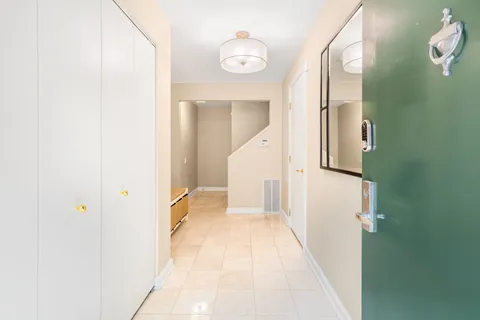 $1,435,000 | 414 West Wisconsin Street, Unit H, Chicago, IL 60614