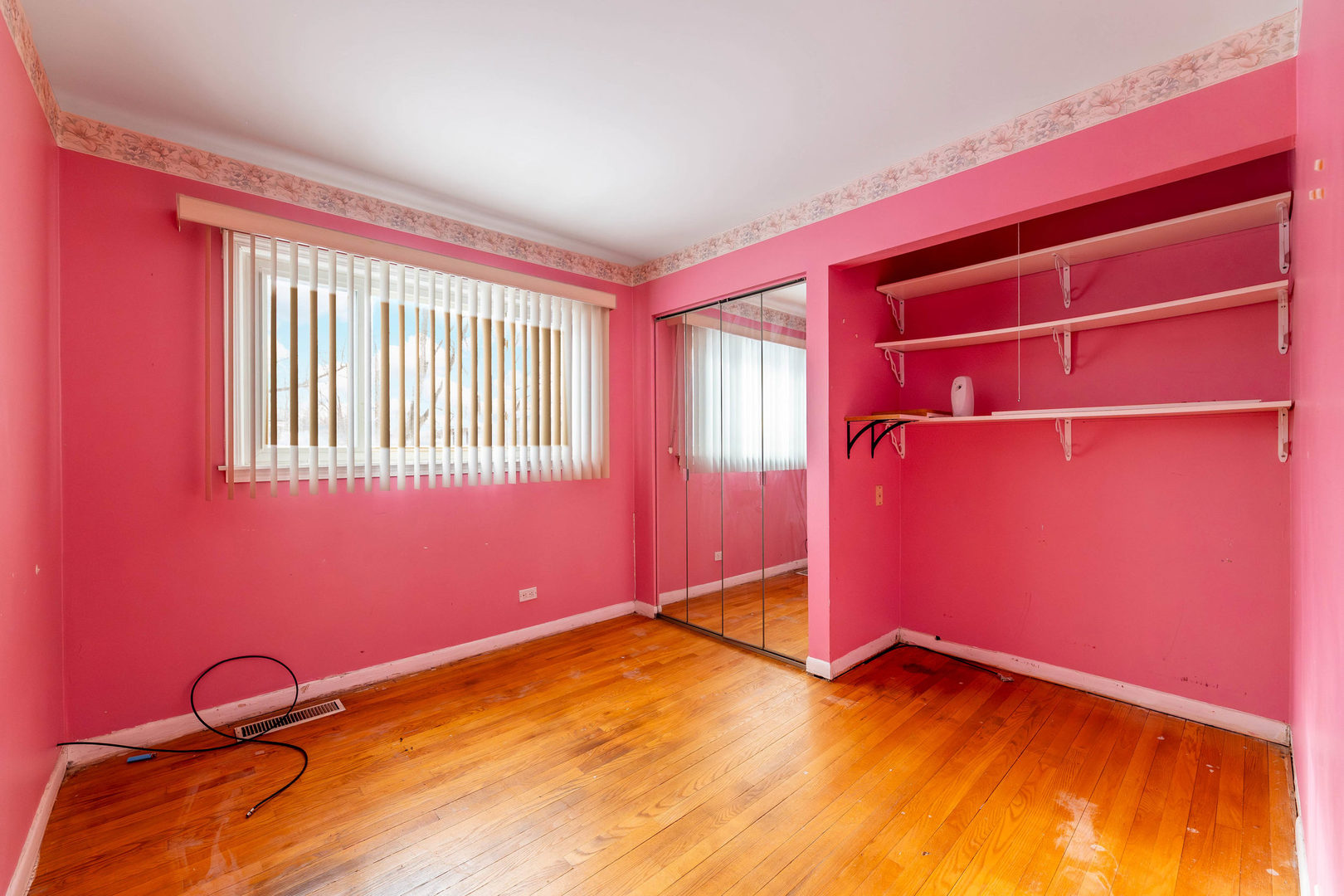 212 Berry Street Park Forest, IL 60466 - Photo 4 of 10 a view of empty room with window