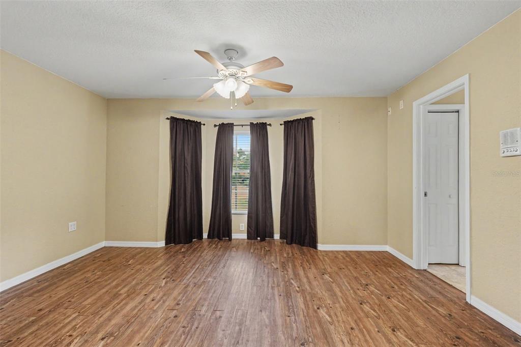 4618 Reola Road Dover, FL 33527 - Photo 12 of 35 Gallery Image 12