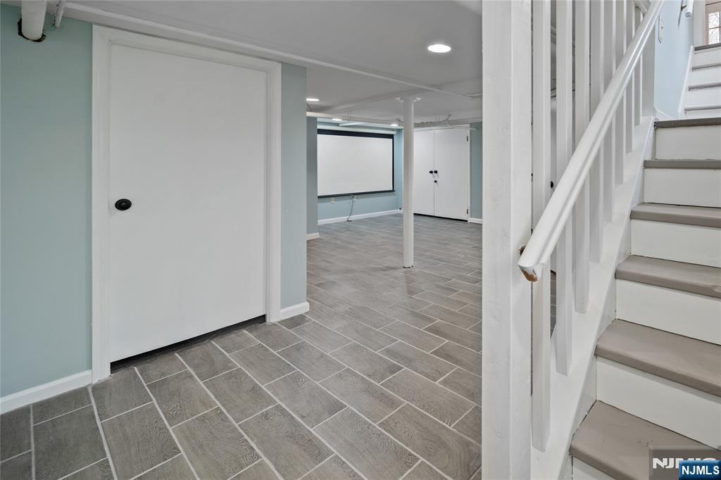 243 Jefferson Avenue Cresskill, NJ 07626 - Photo 27 of 36