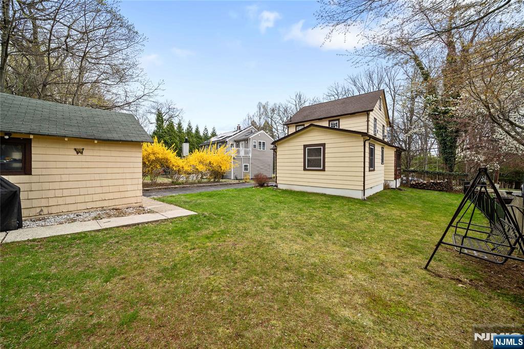 243 Jefferson Avenue Cresskill, NJ 07626 - Photo 34 of 36