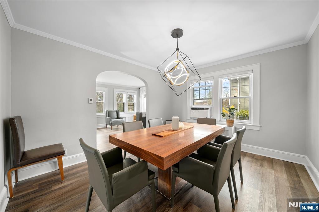 243 Jefferson Avenue Cresskill, NJ 07626 - Photo 8 of 36