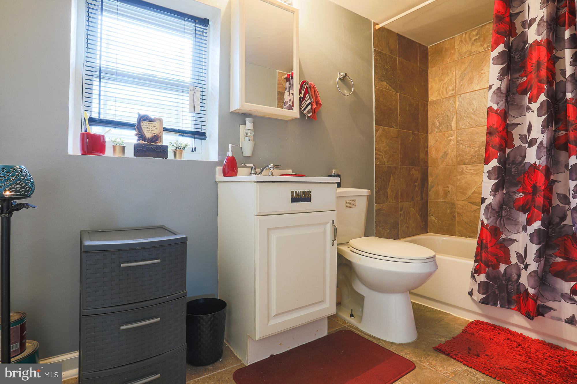 1228 East Eager Street Baltimore, MD 21202 - Photo 20 of 31 Private Primary Bath room top floor too