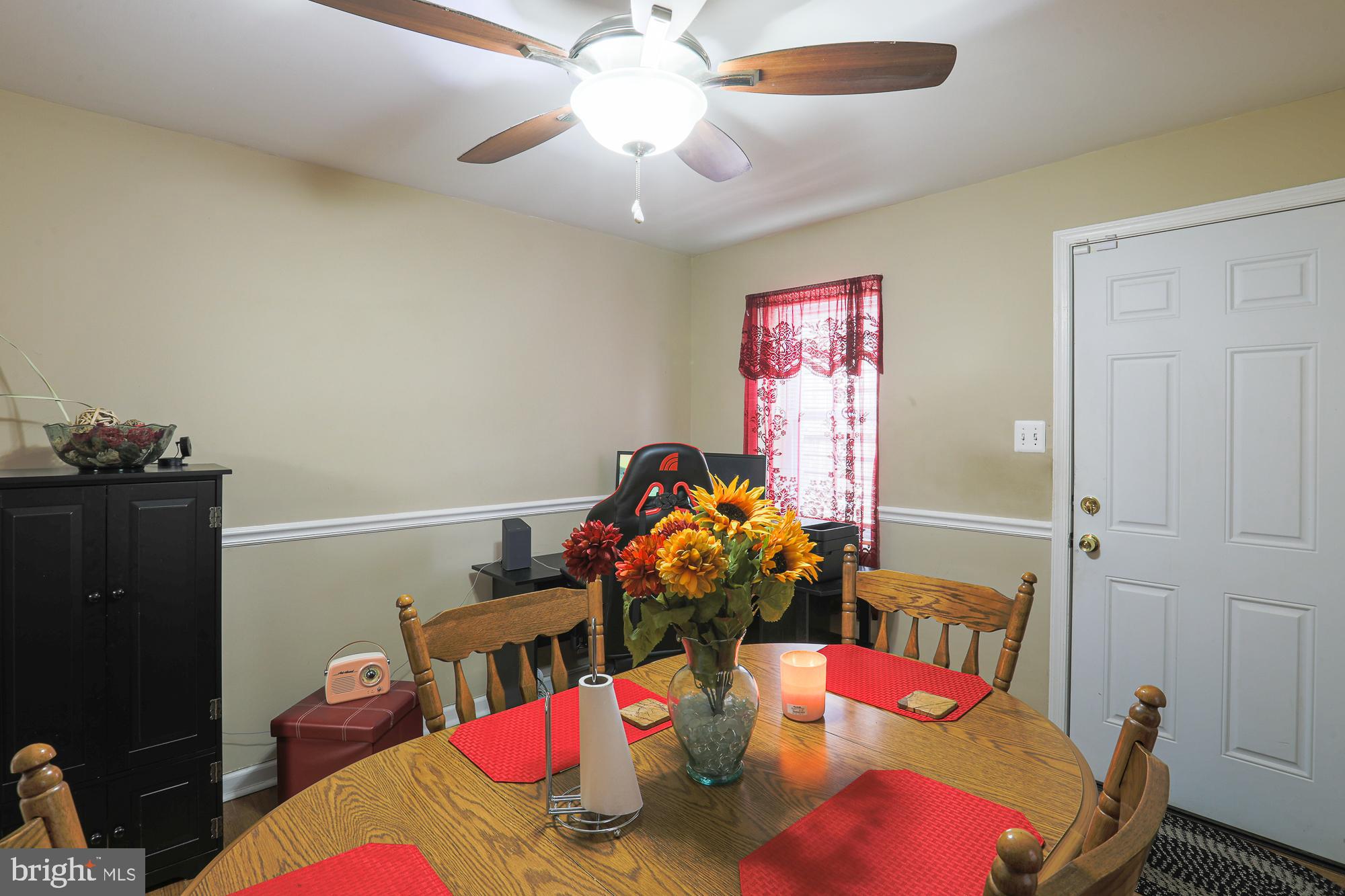 1228 East Eager Street Baltimore, MD 21202 - Photo 7 of 31 Dining room area
