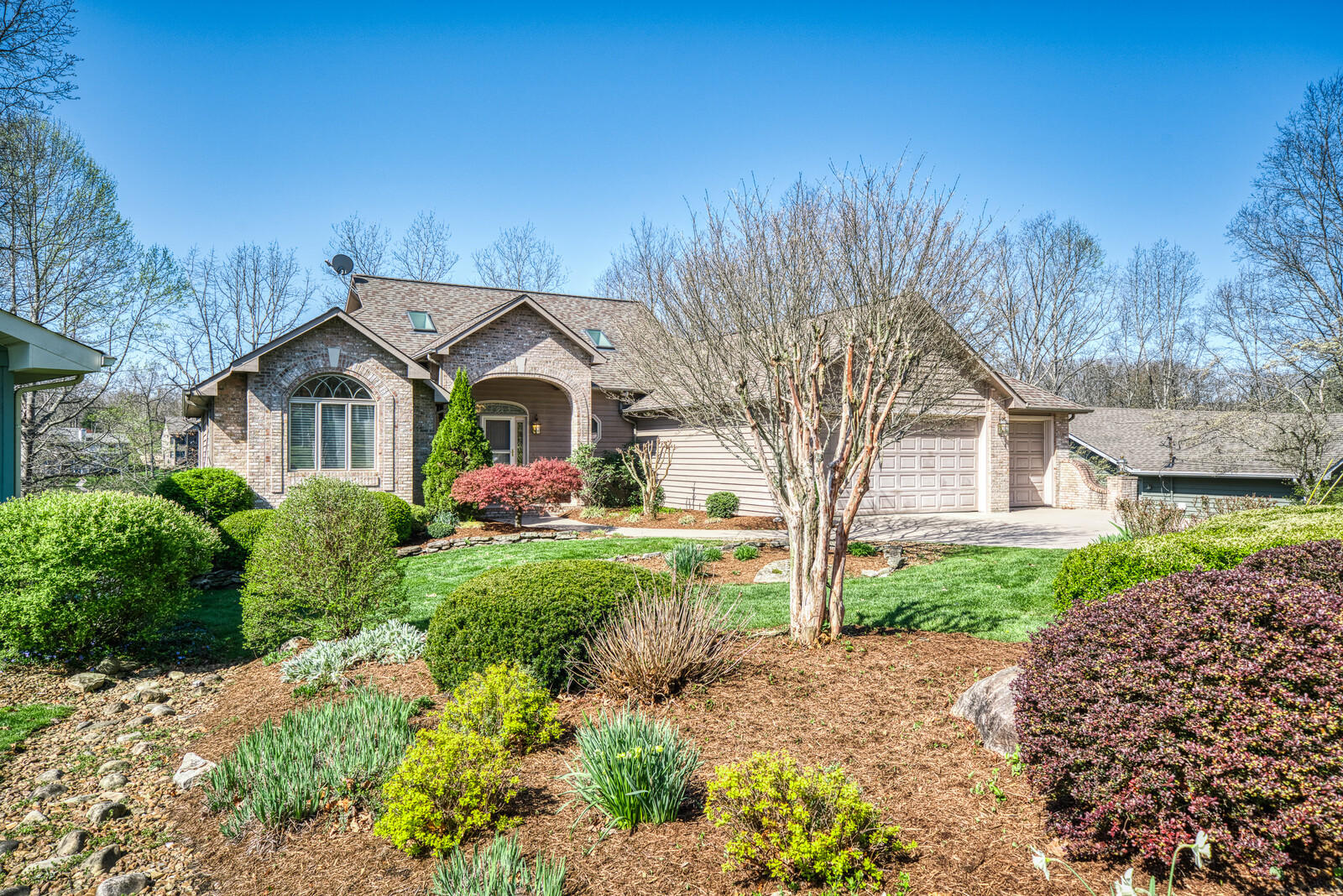 136 Rutgers Circle Crossville, TN 38558 - Photo 1 of 40 136_Rutgers_Cir_Crossville038_TNPC2_mls