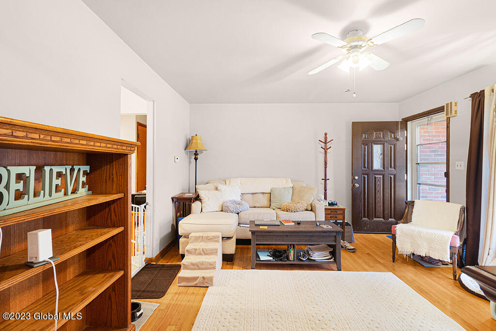 19 Maple Road Voorheesville, NY 12186 - Photo 3 of 20 _A7A8633