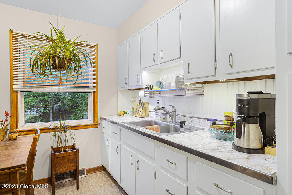 19 Maple Road Voorheesville, NY 12186 - Photo 6 of 20 _A7A8663