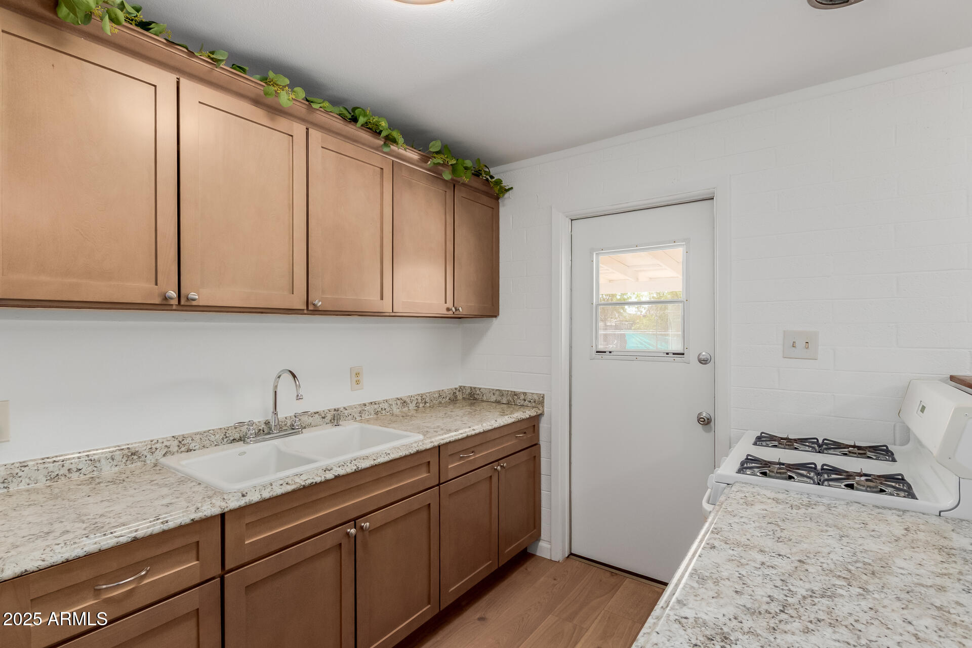 10012 North 16th Drive Phoenix, AZ 85021 - Photo 15 of 39 12 16th