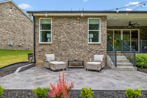 $624,999 | 7905 Silver Oak Ct Mount, Hermitage, TN 37076