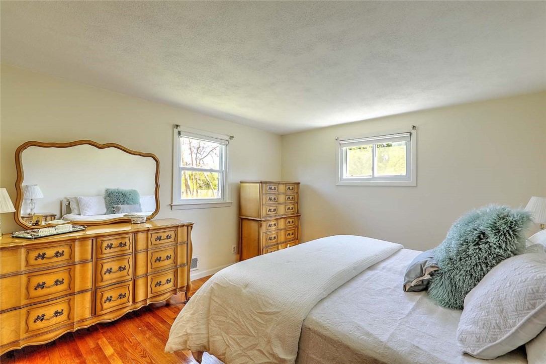 40 Covington Drive Warwick, RI 02886 - Photo 19 of 44