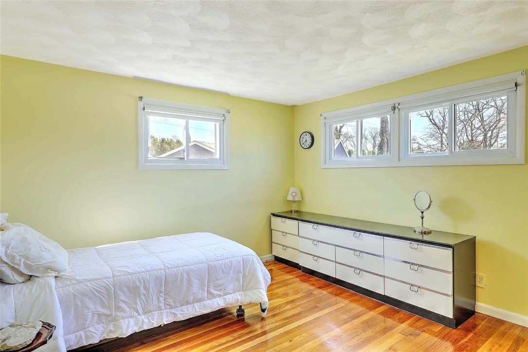 40 Covington Drive Warwick, RI 02886 - Photo 23 of 44