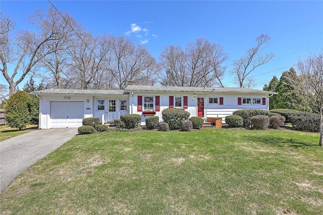 40 Covington Drive Warwick, RI 02886 - Photo 3 of 44