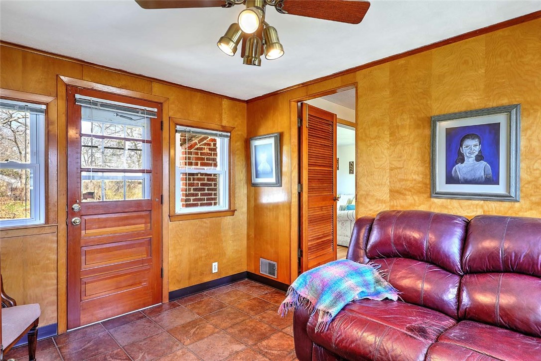 40 Covington Drive Warwick, RI 02886 - Photo 32 of 44