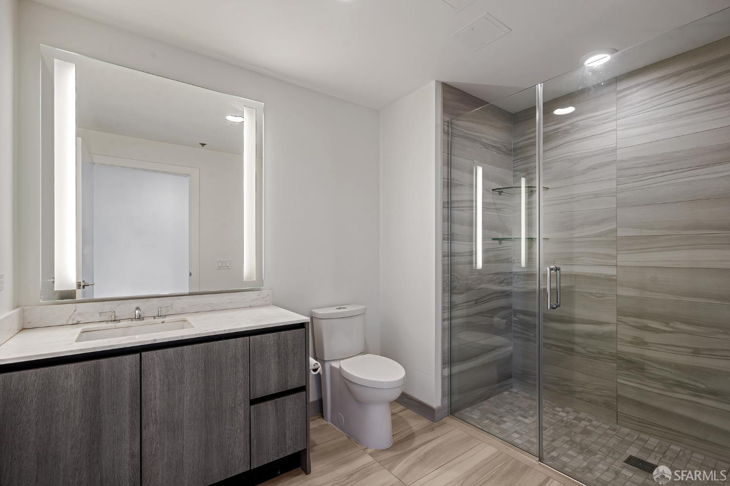 338 Main Street, Unit 22H San Francisco, CA 94105 - Photo 14 of 43