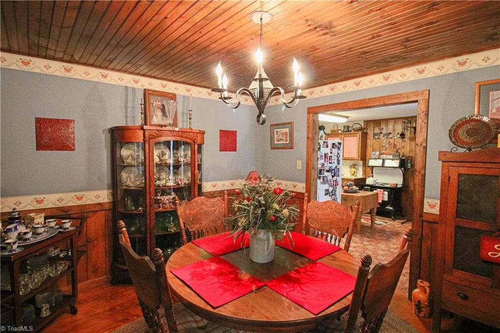 1502 Henley Country Road Randleman, NC 27317 - Photo 14 of 30 Gallery Image 14