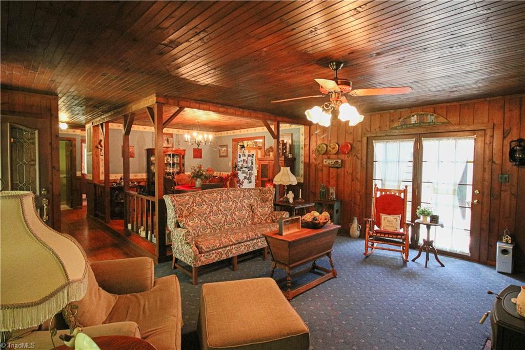 1502 Henley Country Road Randleman, NC 27317 - Photo 8 of 30 Gallery Image 8