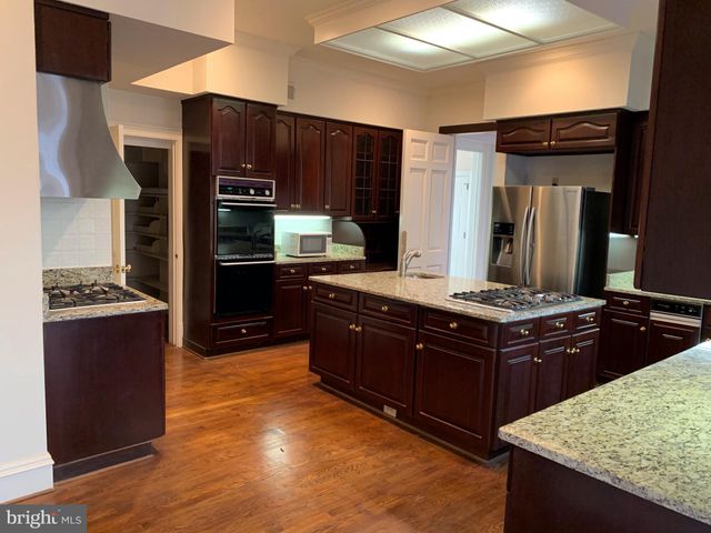 $2,750,000 | 1124 Savile Lane, McLean, VA 22101