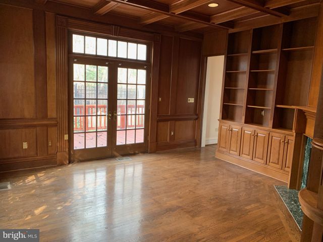 $2,750,000 | 1124 Savile Lane, McLean, VA 22101