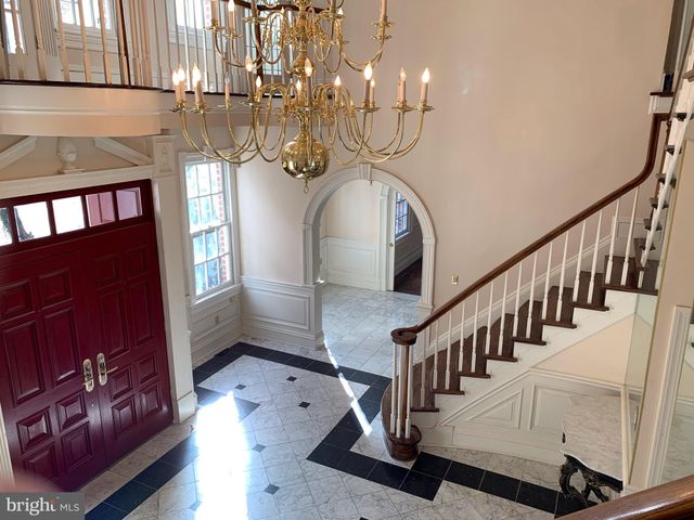 $2,750,000 | 1124 Savile Lane, McLean, VA 22101