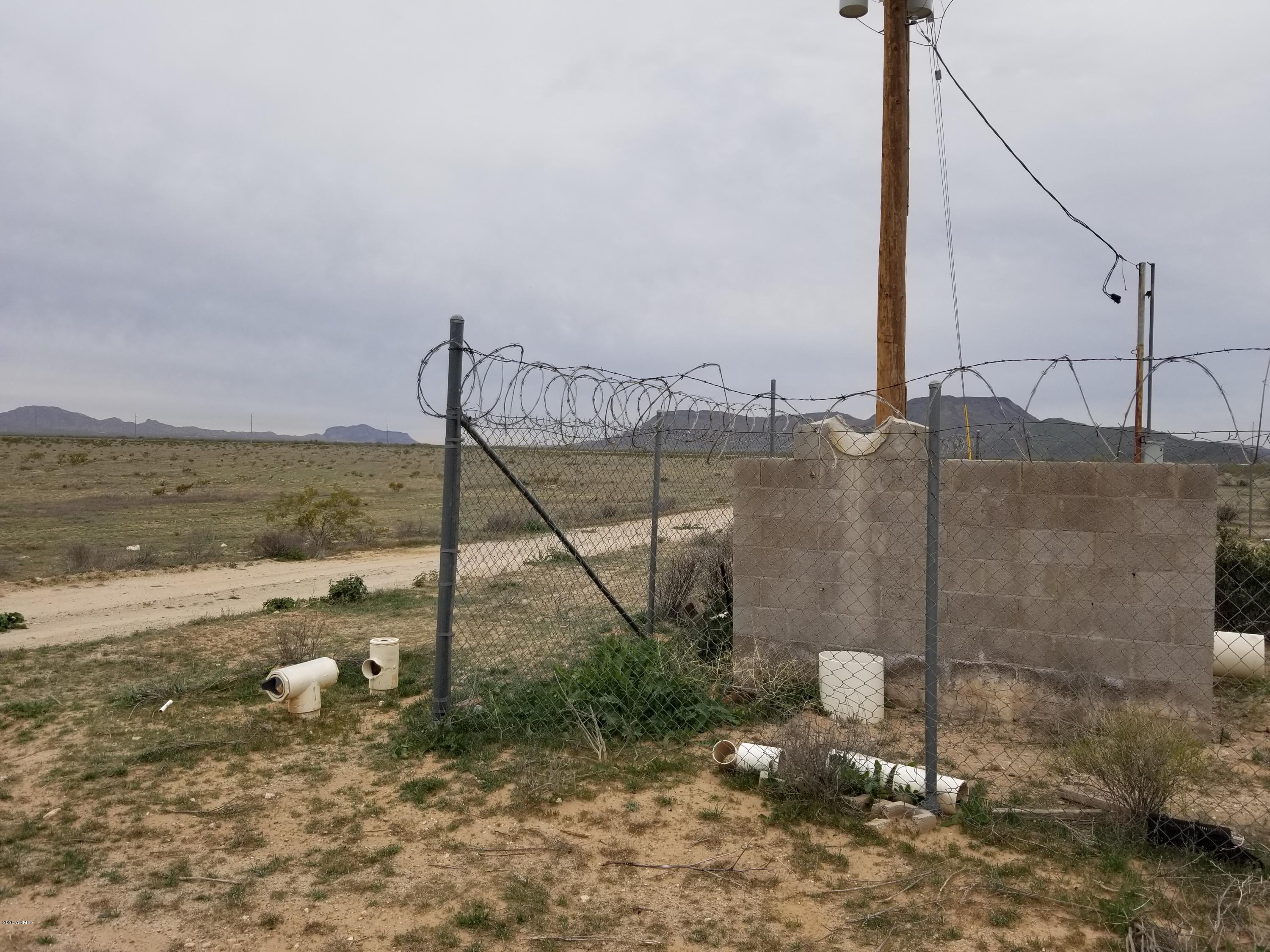 531-xx-a West Elliot Road, Unit A Tonopah, AZ 85354 - Photo 12 of 25 a view of a lake