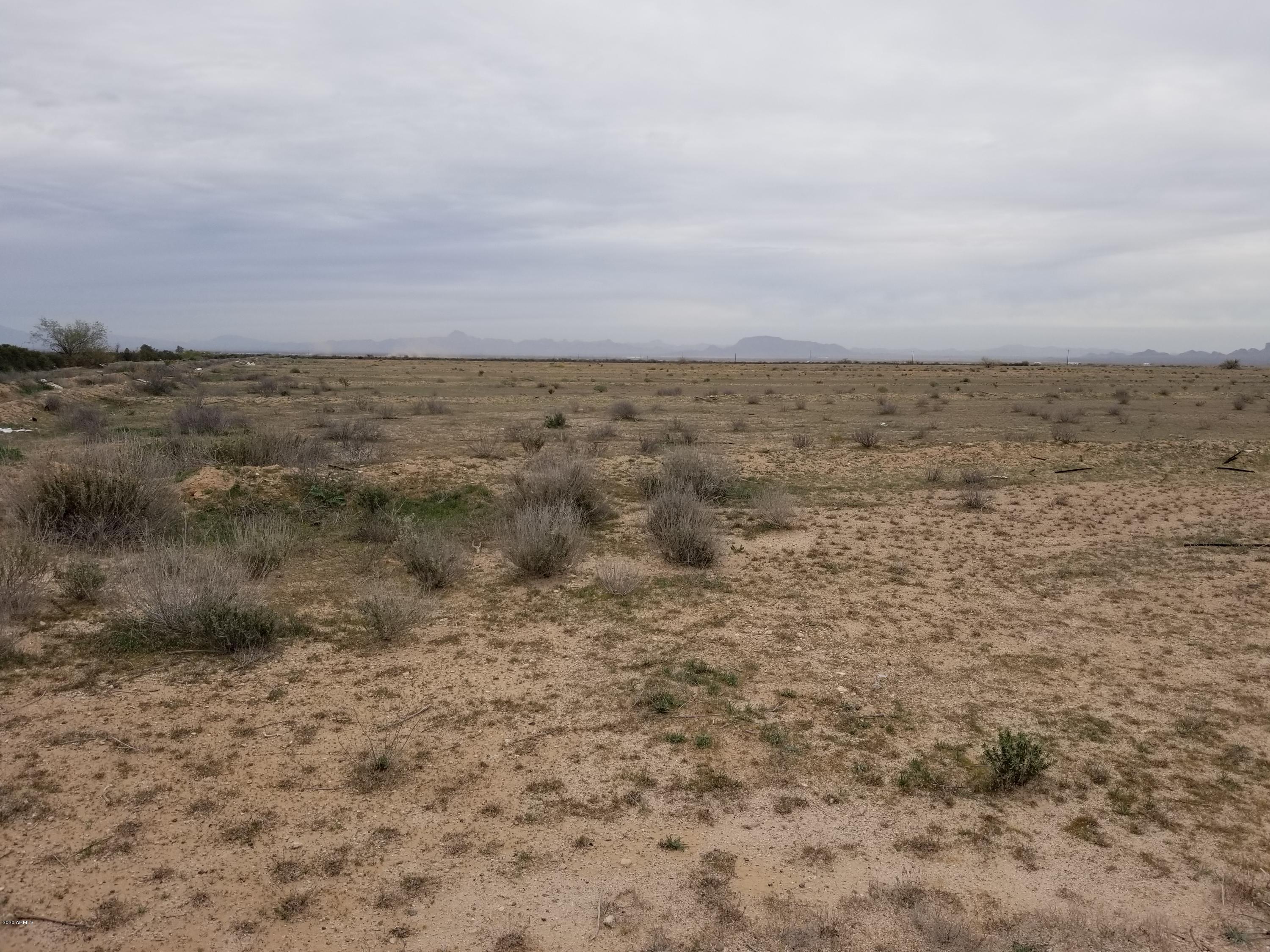 531-xx-a West Elliot Road, Unit A Tonopah, AZ 85354 - Photo 22 of 25 a view of beach and city
