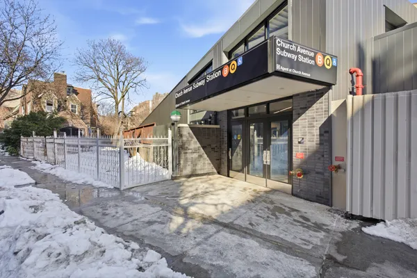 $1,500,000 | 27 East 18th Street | Prospect Park South