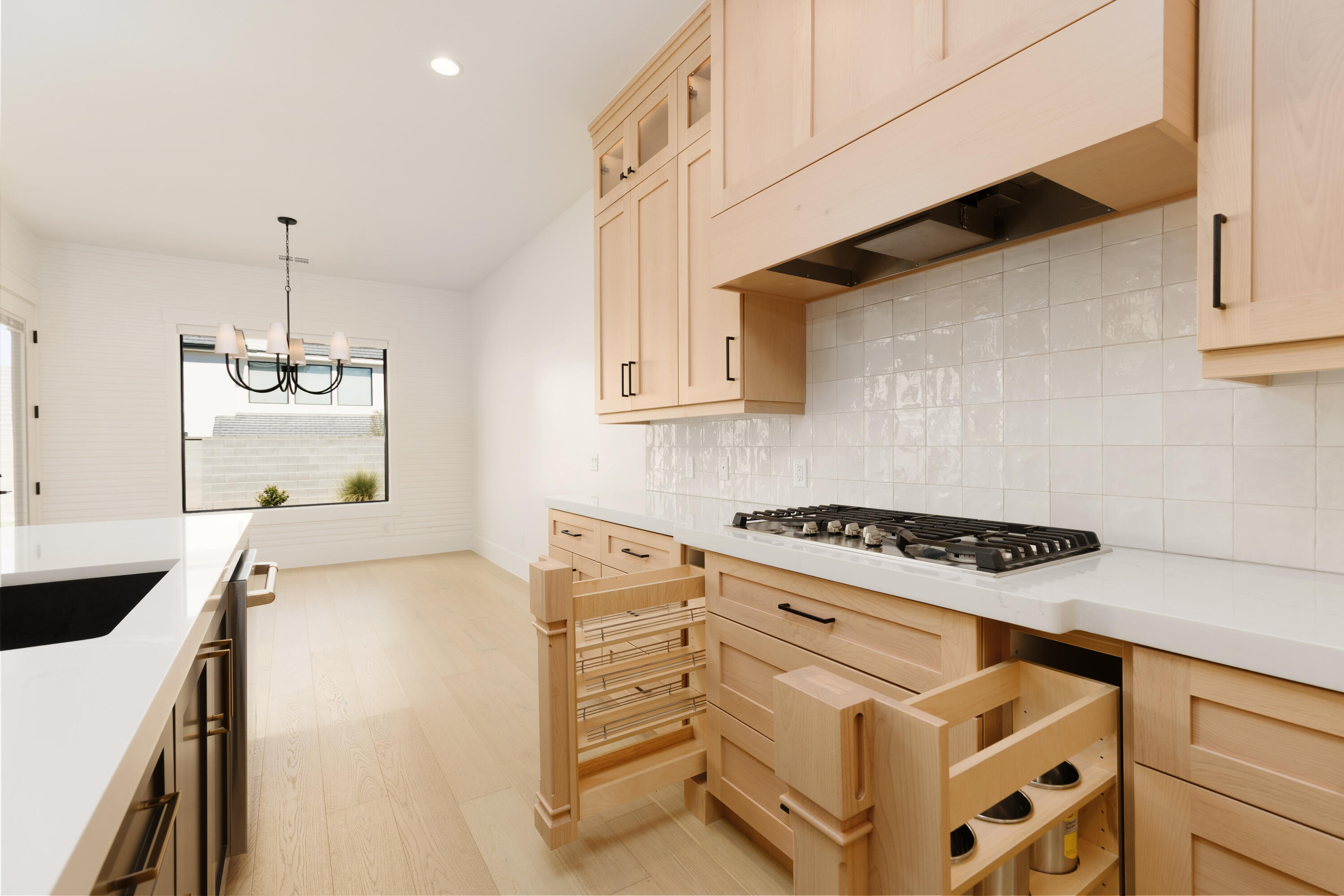 2881 East Yavin Way St. George, UT 84790 - Photo 9 of 39 2881 E Yavin Way-Cox Group_13_PRINT