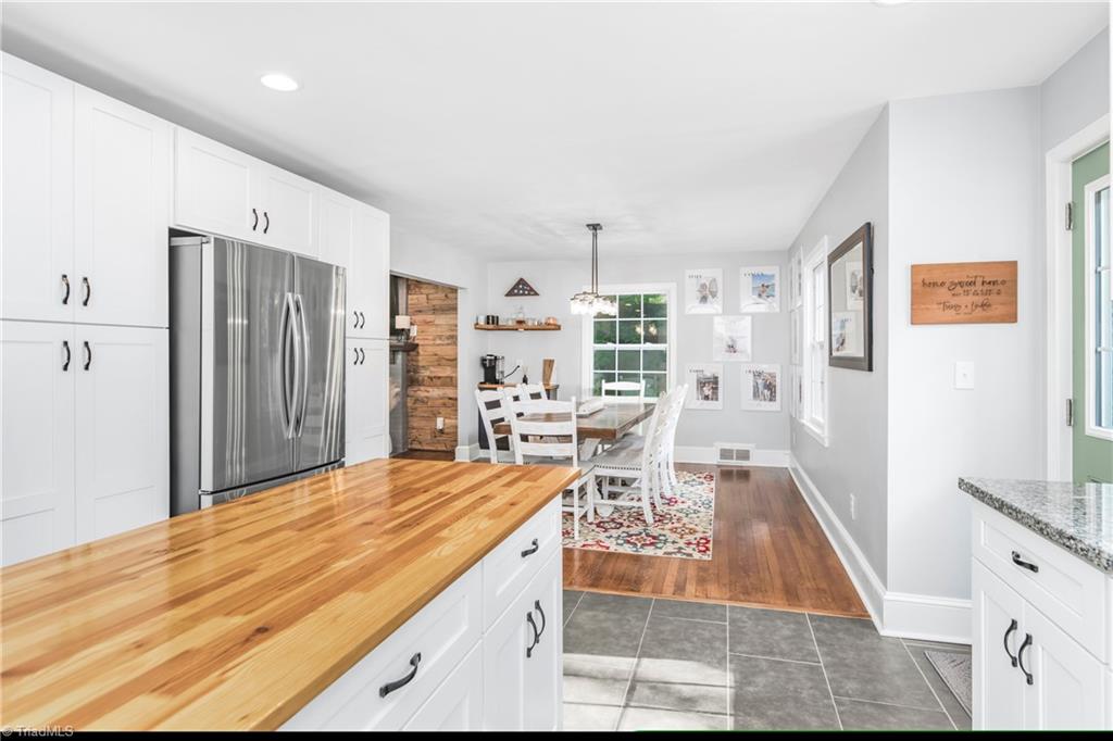 1556 Sharon Road Winston-Salem, NC 27103 - Photo 12 of 46 Gallery Image 12