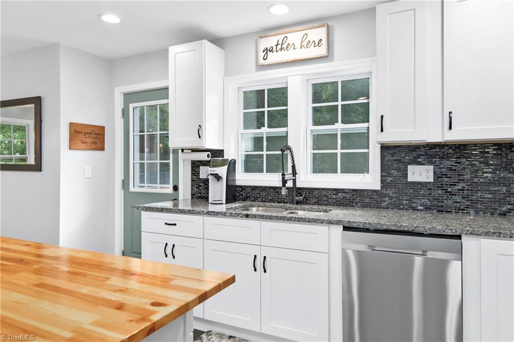1556 Sharon Road Winston-Salem, NC 27103 - Photo 13 of 46 Gallery Image 13