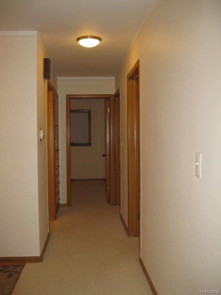 16705 Merriman Road Livonia, MI 48154 - Photo 14 of 51 IMG_2474.JPG