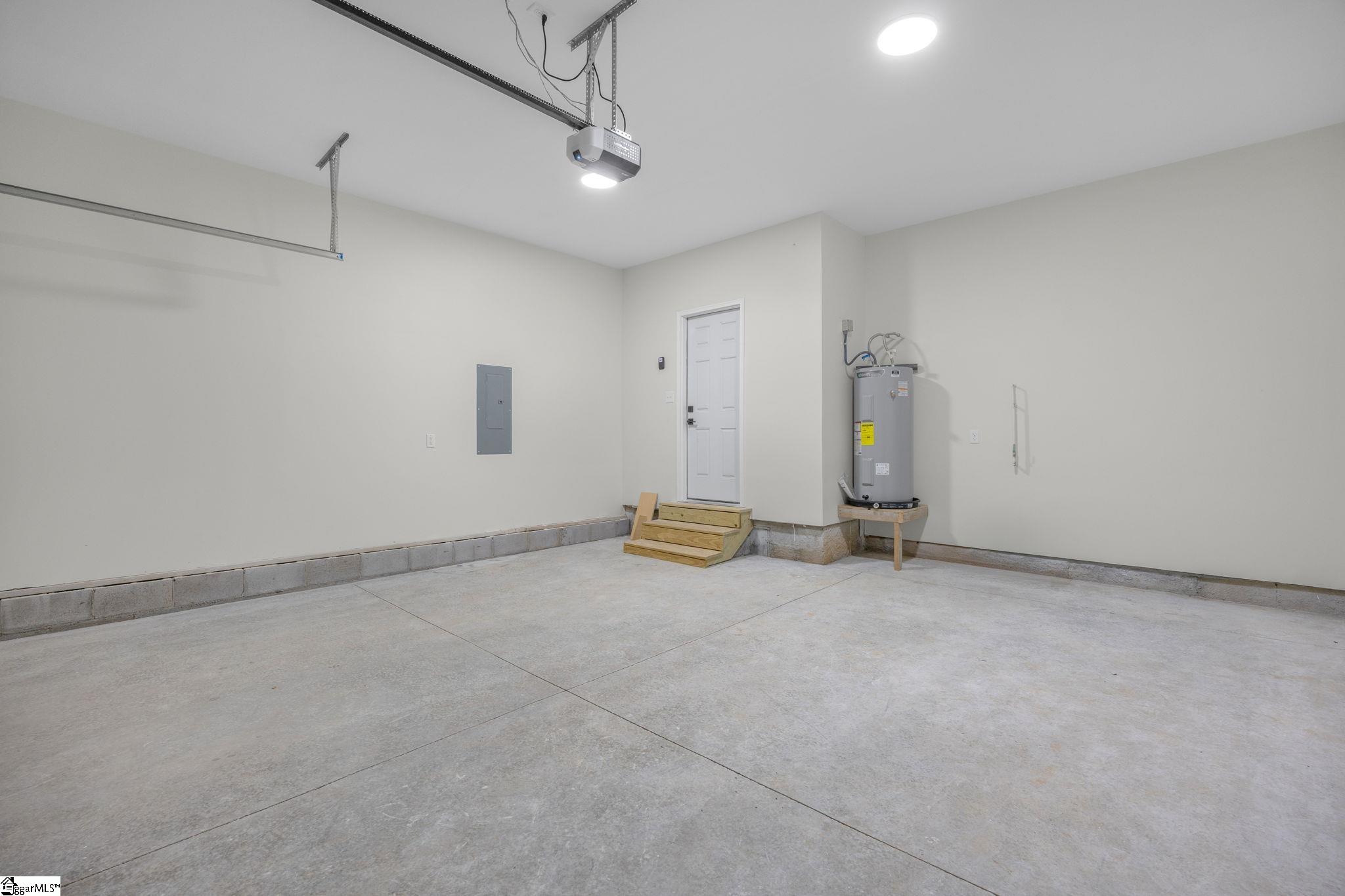 2024 Edwards Lake Road Greer, SC 29651 - Photo 26 of 39