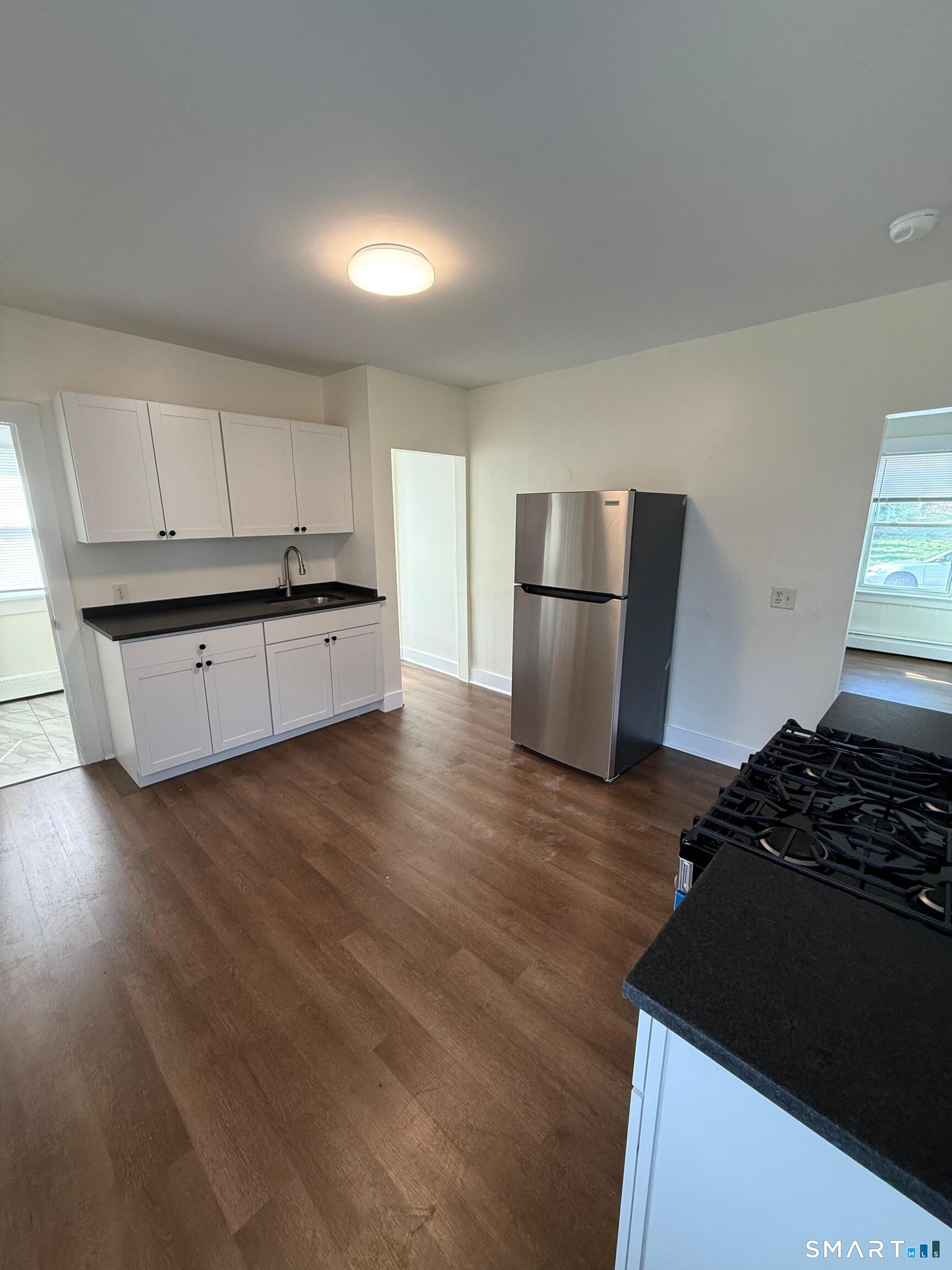 27 Botsford Street Meriden, CT 06451 - Photo 1 of 16