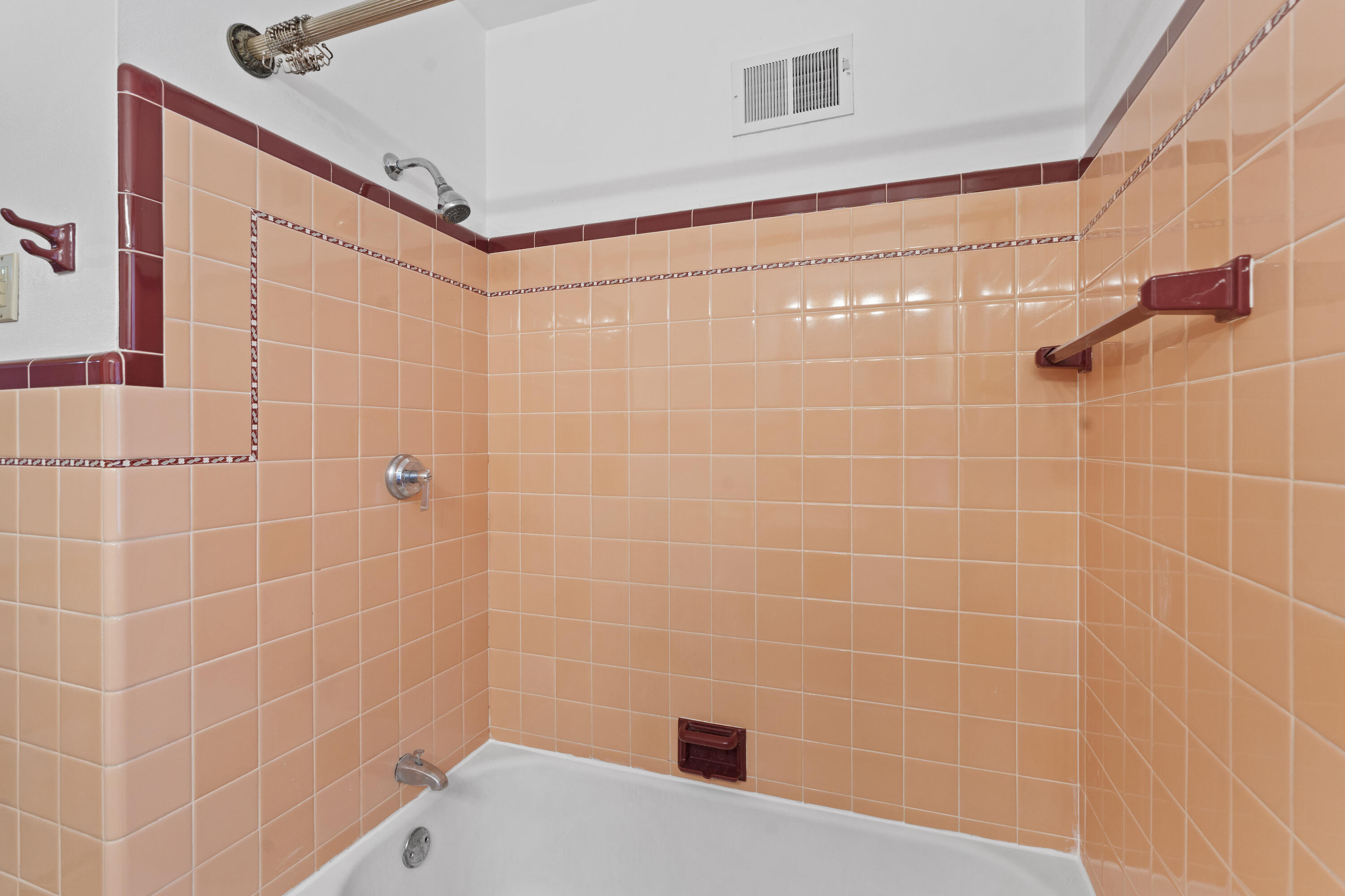 3031 South 33rd Street Milwaukee, WI 53215 - Photo 17 of 30 DSC07014