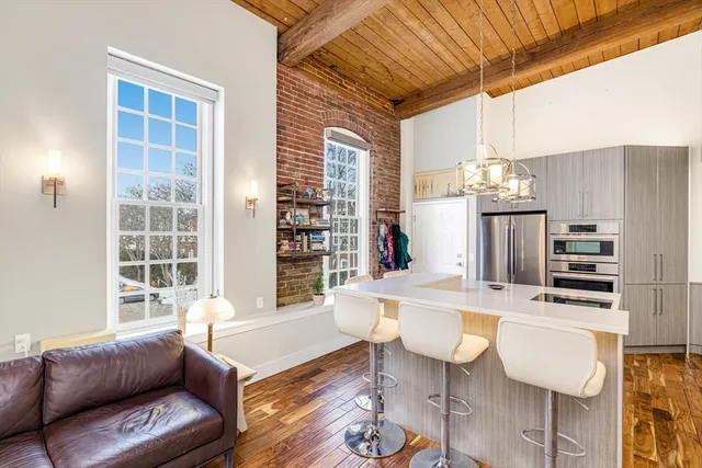 $699,000 | 53 Warren Street, Unit 321, Newburyport, MA 01950