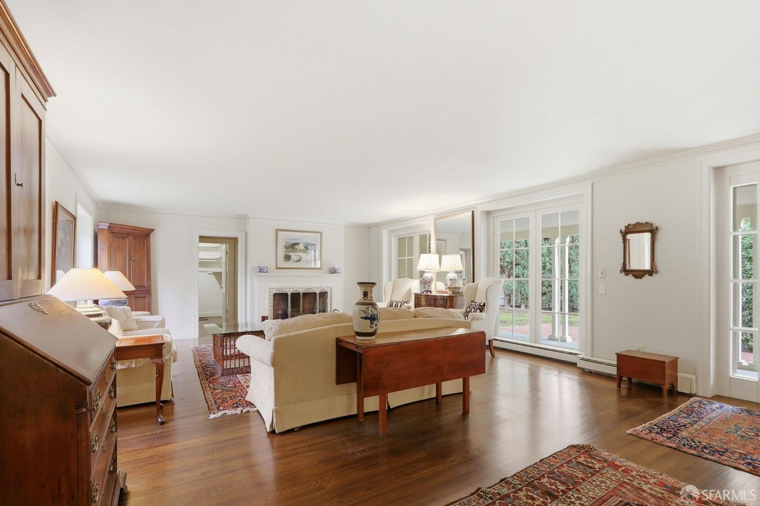 6 Cypress Court Los Altos, CA 94022 - Photo 13 of 53