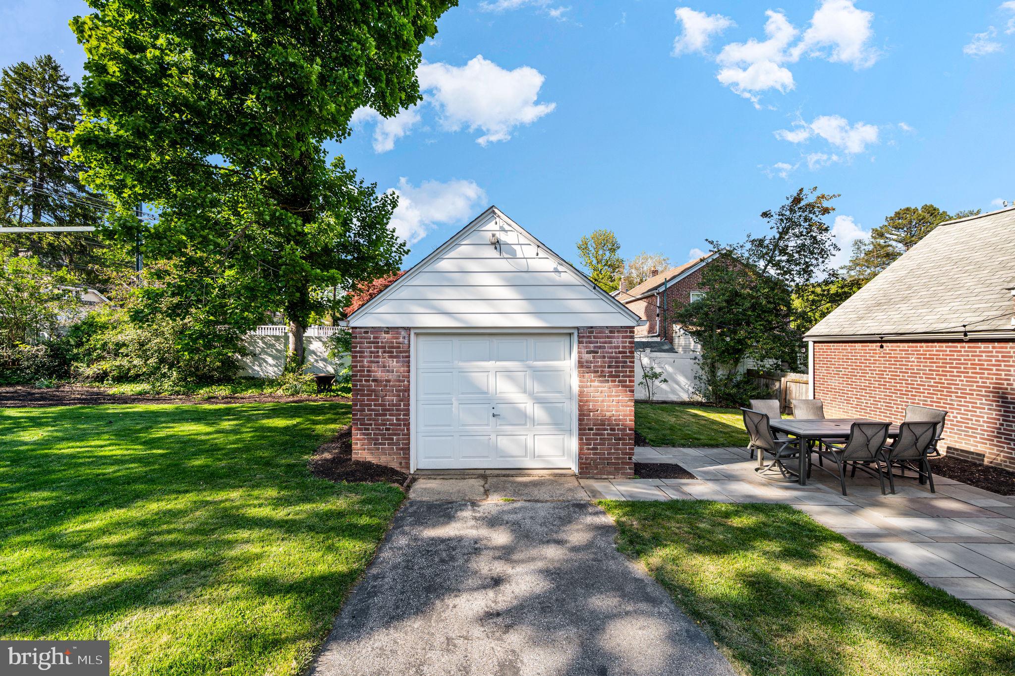 56 North Brookside Road Springfield, PA 19064 - Photo 22 of 32 Detached 1-Car Garage with New Door Remote Opener