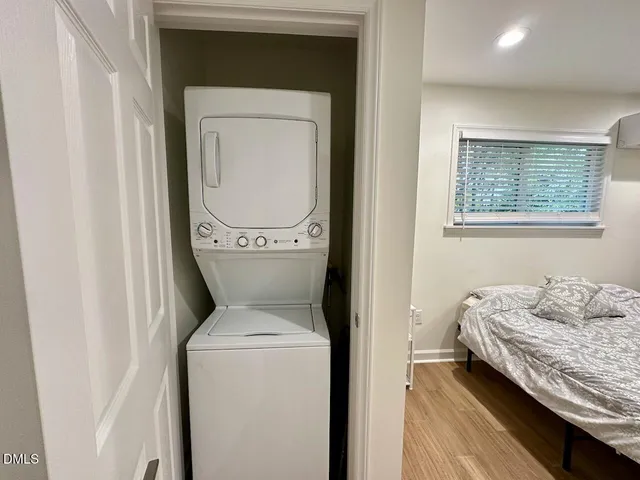 a en suite bathroom with a toilet and a sink