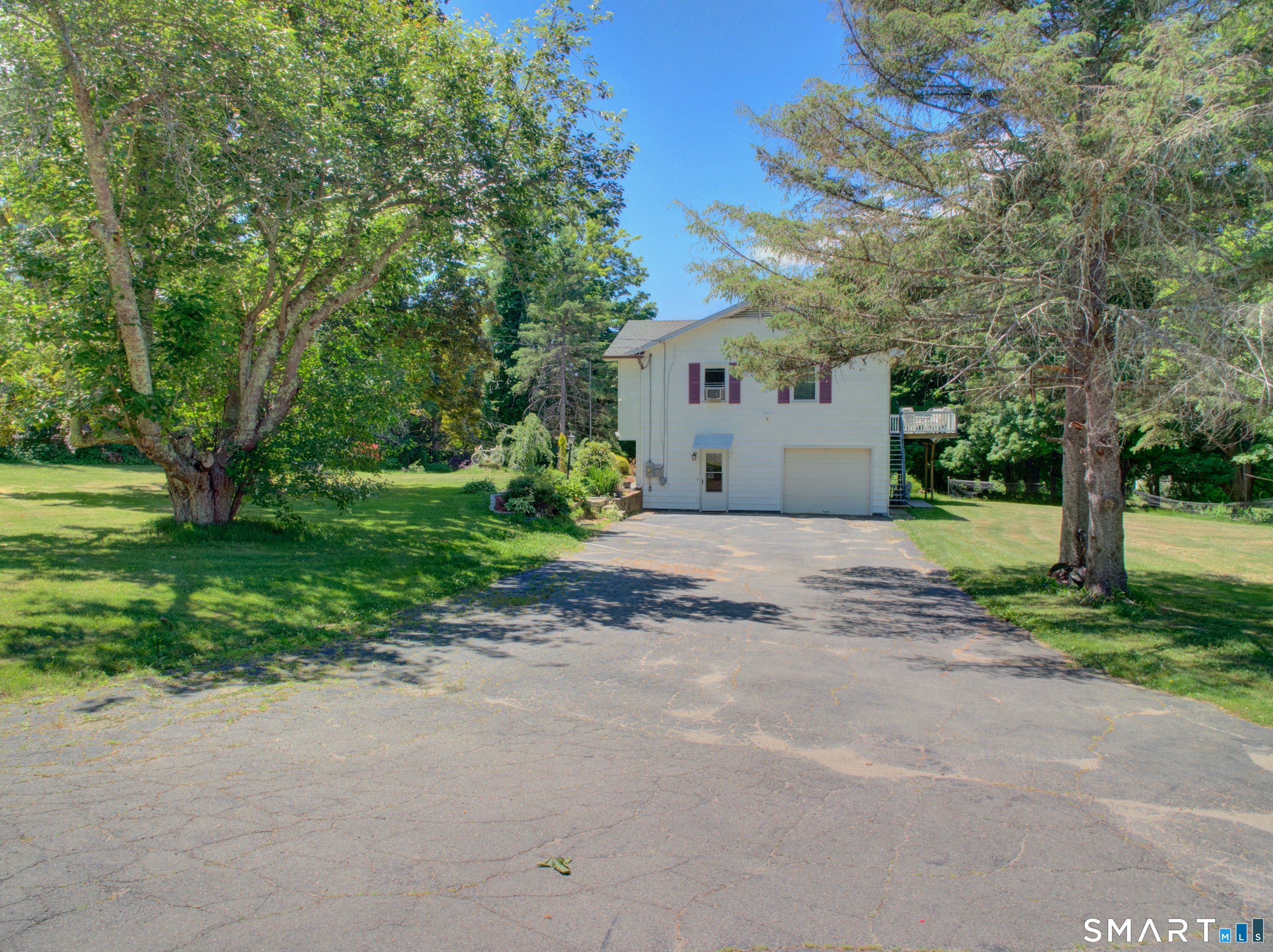 232 Forest Road Mansfield, CT 06268 - Photo 4 of 40
