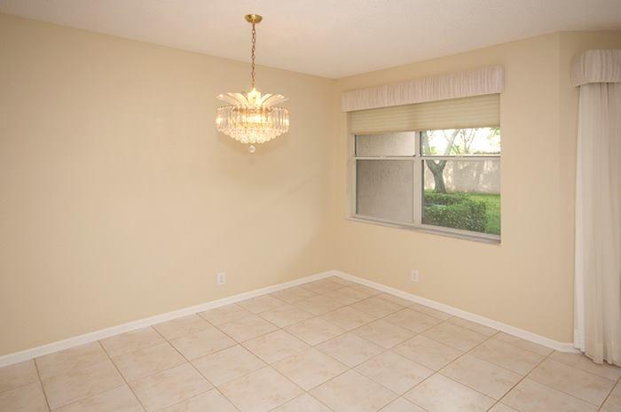 20951 Via Alamanda, Unit 3 Boca Raton, FL 33428 - Photo 4 of 25 diningroom_700