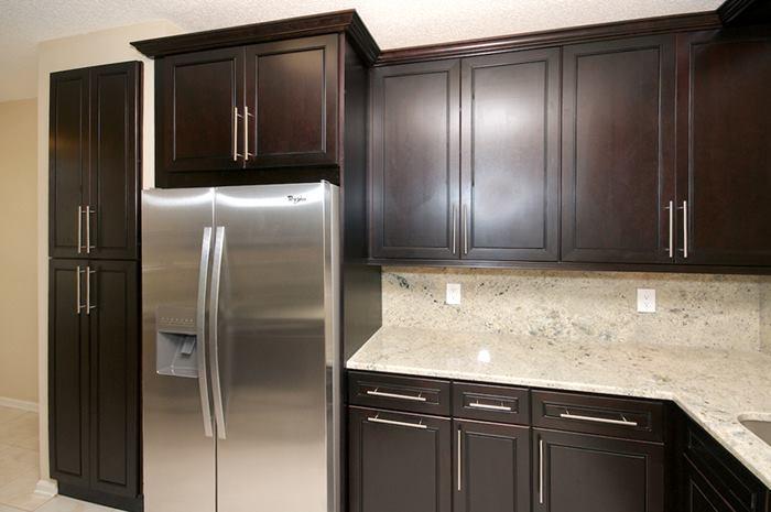 20951 Via Alamanda, Unit 3 Boca Raton, FL 33428 - Photo 6 of 25 kitchen_700