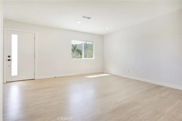 $5,000 | 2641 Hermosa Avenue, Unit A, Montrose, CA 91020